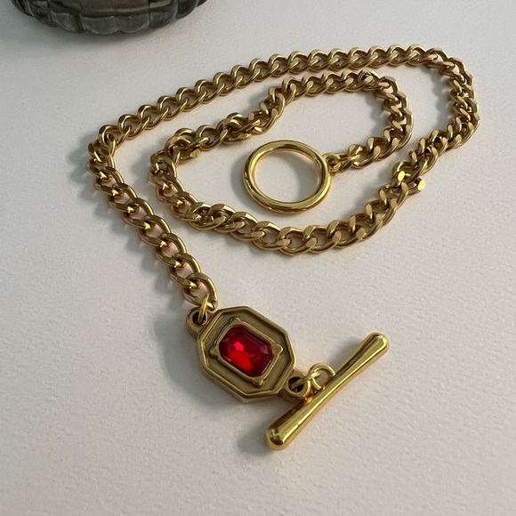 Classic Vintage-Inspired Chunky Gold Necklace - Elegant Artsy Necklace - Picture 13 of 13